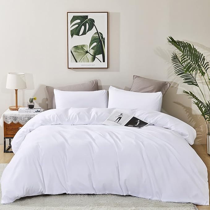 White Comforter Full Size Soft White Bedding Set 3 Pieces White Comforter Set 1 Full Comforter (80x90 inches) with 2 Pillowcases (20x26 inches) Durable White Full Size Comorter Set