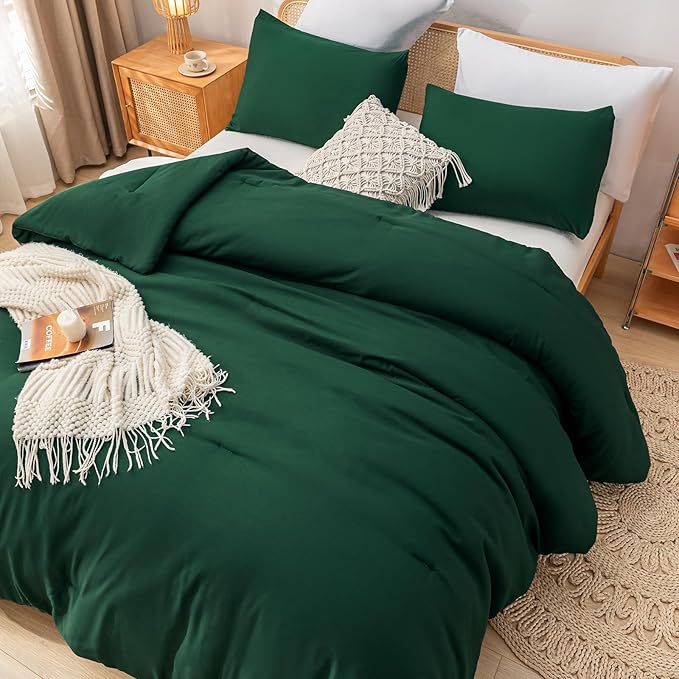 Twin Comforter Set Emerald Farmhouse Bed Comforter for Girls and Boys 2 Pieces Boho Dark Green Reversible Microfiber Twin Size Bedding Comforter for All Season (1 Comforter, 1 Pillowcase)
