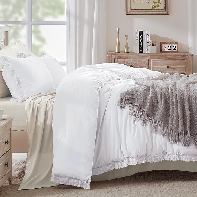 Andency White Comforter Set Twin Size, 2 Pieces Boho Lightweight Tassel Bedding Comforter Sets, All Season Soft Fluffy Fringe Bed Set (66x90In Comforter & 1 Pillowcase)