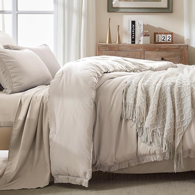 Andency Oatmeal Comforter Set Full Size, 3 Pieces Boho Tassel Lightweight Bedding Comforter Sets, All Season Soft Fluffy Fringe Bed Set (79x90In Comforter & 2 Pillowcases)