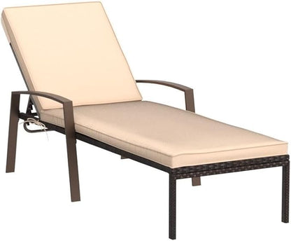 Pamapic 4 Pieces Patio Lounge Chair Set, Patio Chaise Lounges with Thickened Cushion, PE Rattan Steel Frame Pool Lounge Chair Set for Patio Backyard Porch Garden Poolside (Beige)