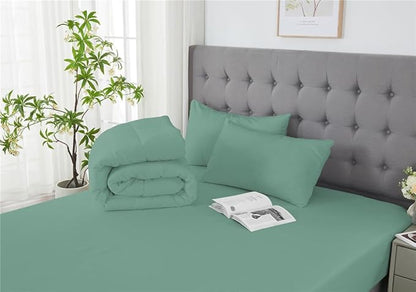 3 Piece Solid Color All Season Bedding Comforter Set Microfiber Soft Lightweight Bedding Set for Kids Teens Adults Room Decor with 1 Comforter and 2 Pillowcases King