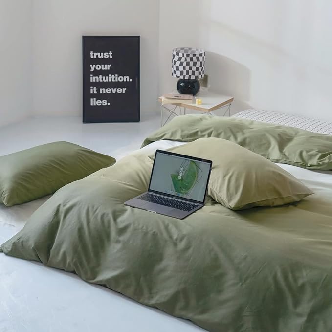 Gradient Green Comforter Set Ombre White Green Bedding Set Queen Women Aesthetic Comforter 3 PCs Green Color Bed Comforter Set Queen Gradient White and Green Comforter Set Queen