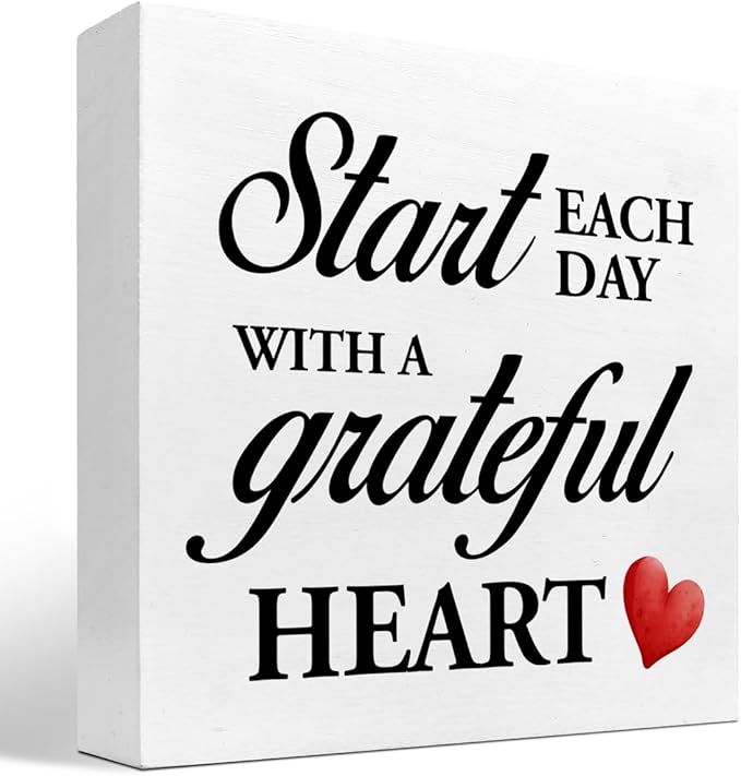 Start Each Day with a Grateful Heart Wood Block Sign Desk Decor,Grateful Table Sign Wooden Box Plaque Sign Desk Decor for Home College Office Shelf Table Decor Decorations
