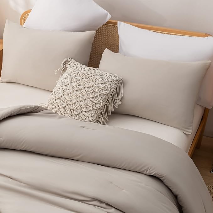 Queen Comforter Solid Color 3PCS Boho Bed Comforter Set Queen Size Tannish Grey Soft Lightweight Down Alternative Microfiber Comforter for All Season (1 Comforter, 2 Pillowcases)