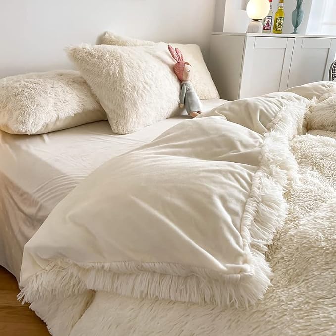 Faux Fur Kids Girls Milky White Comforter Sets Twin/Full - 3PC Bed Set Warm Comfortable Soft Plush Flannel Velvet Fluffy Fuzzy Bedding（Comforter x 1 Pillowcases x 2）