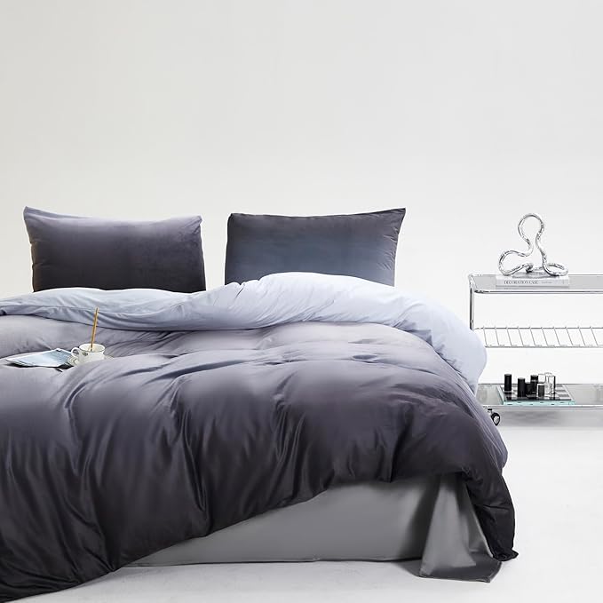 Wellboo Grey Gradient Comforter Sets California King Silver Grey Velvet Bedding Comforters Cal King Modern Plain White and Dark Grey Flannel Quilts Gray Comforters Micromink Sherpa Fuzzy Plush Bed