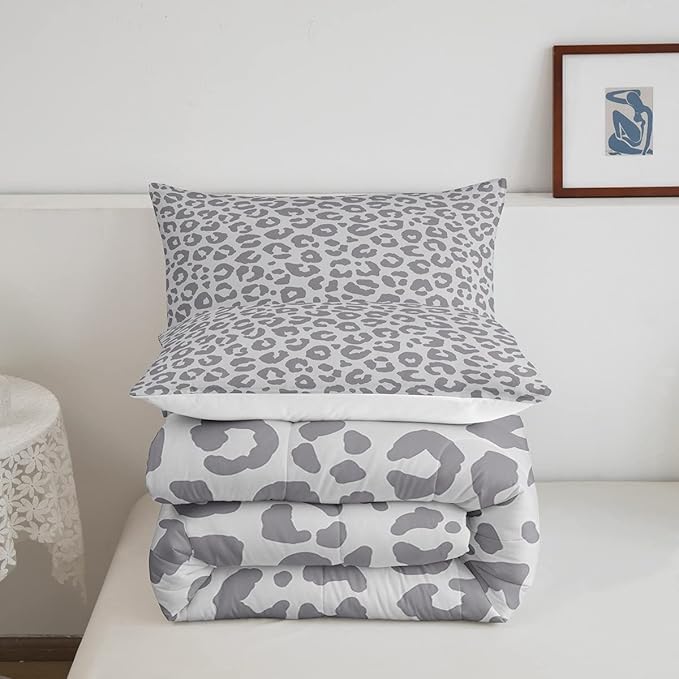 Feelyou Leopard Print Bedding Set Silver Gray Leopard Comforter Set for Boys Girls Kids Cheetah Printed Comforter Africa Wild Animal Skin Theme Duvet Set Room Decor Queen Size Quilt Set 3Pcs