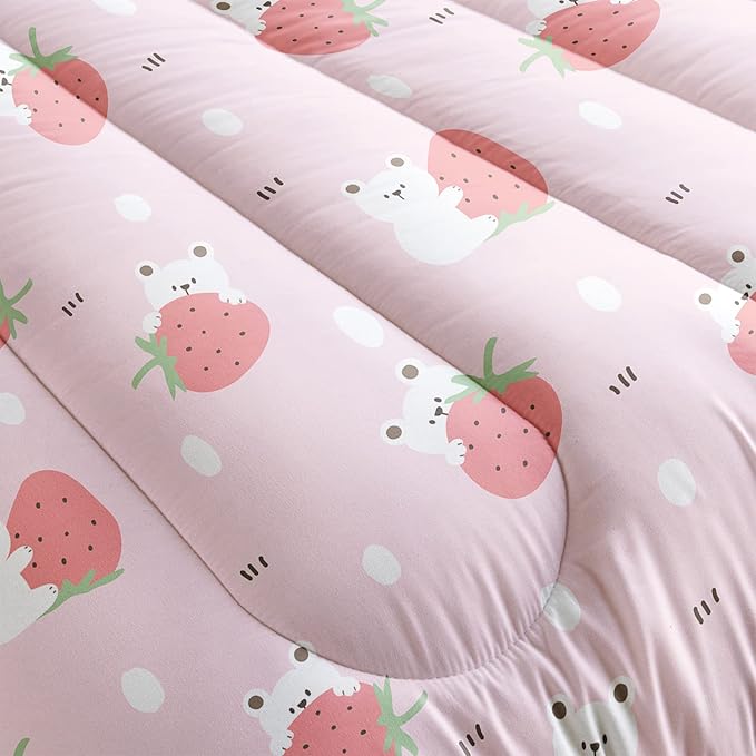 Cartoon Bear Comforter Twin Size,Pink Strawberry Comforter Set for Kids Teens Girls,3Pcs Bedding Set Printed Comforter with 2 Pillowcases,Down Alternative,Soft and Lightweight，Twin Size