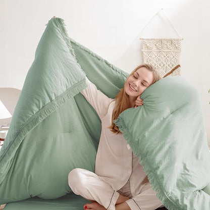 Andency California King Comforter Set Sage Green - 3 Pieces Cal King Boho Lightweight Bedding Comforter Sets, Oversized All Season Tassel Soft Fluffy Bed Set (104x96In Comforter & 2 Pillowcases)