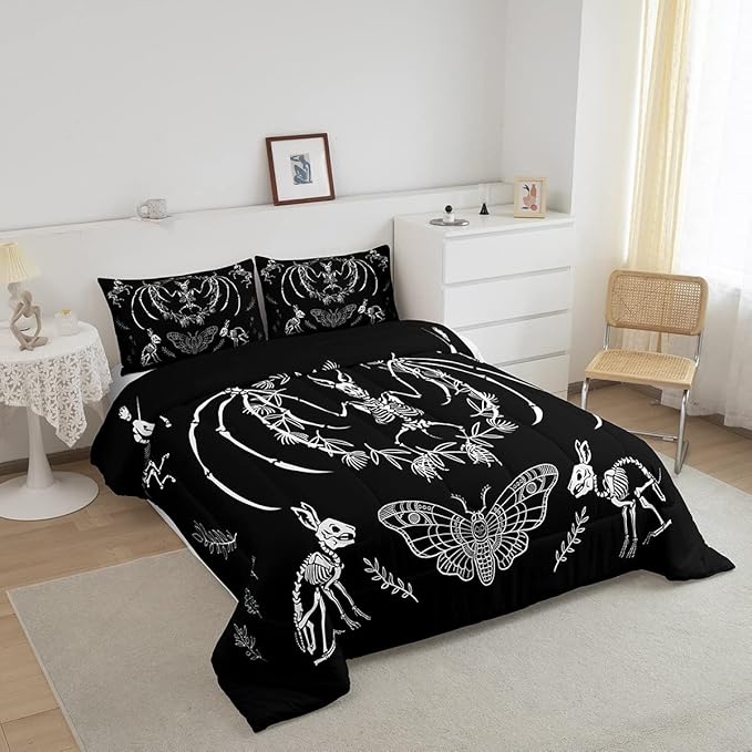 Feelyou Skull Comforter Set Bat Skeleton Comforter Boho Moth Gothic Skull Bedding Set for Kids Boys Girls Adults Halloween Themed Duvet Set Ultra Soft Horror Room Decor Twin Size Quilt Set