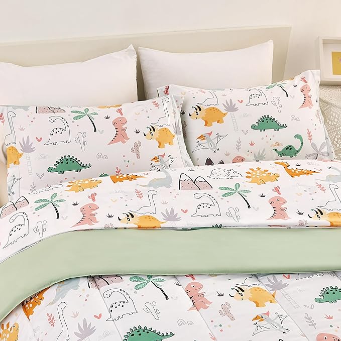 Dinosaur Kids Comforter Set for Boys Twin, Cute Reversible Quilted Dino Printed Bedding Set with Pillow Sham, Lightweight Soft Breathable Machine Washable Bed Set 2 Piece