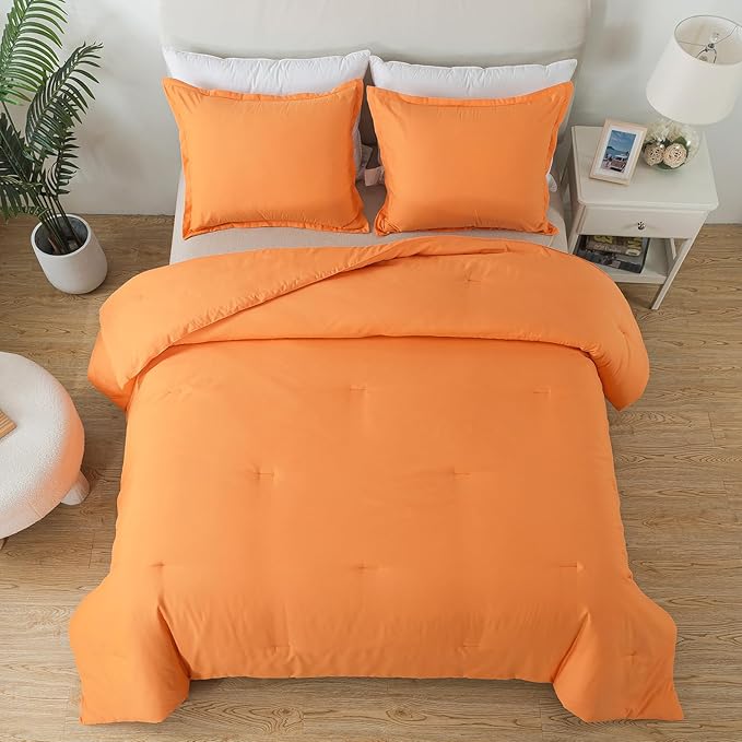 Full Size Burnt Orange Comforter Set, Solid Terracotta Down Alternative Soft Boho Bedding Comforter Set, Breathable Fluffy Microfiber Rust Comforter for All Seasons with Pillowcases