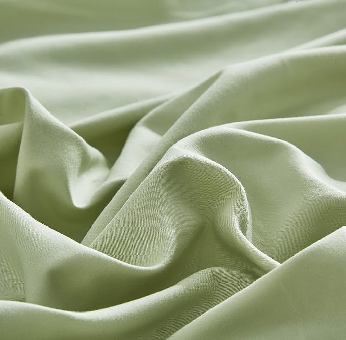 Sage Green Comforter Queen Light Green Bedding Set Soft Lightweight 3 Pieces Green Comforter Set 1 Queen Comforter (90x90 inches) with 2 Pillowcases (20x26 inches)