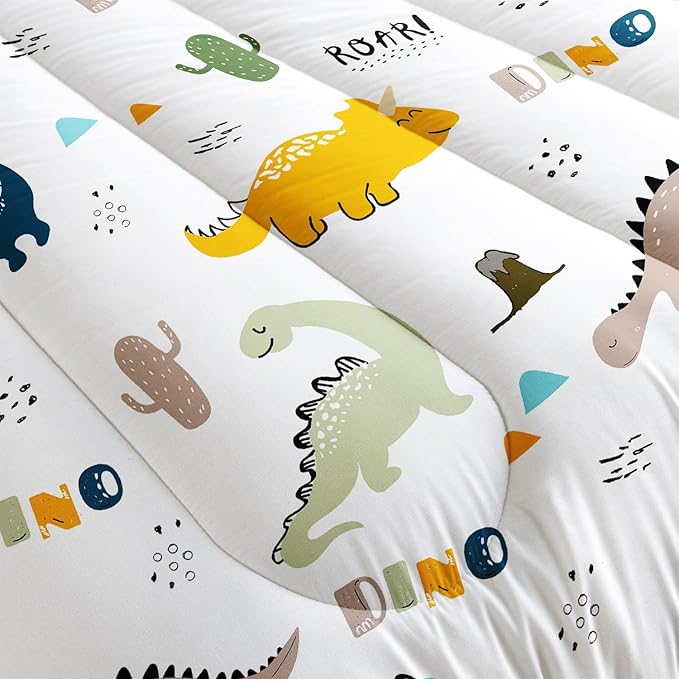 Datura home Dinosaur Comforter Set White Kawaii Dinosaur Printed Quilt Bedding Set with 1 Comforter and 2 Pillowcases for Boys and Girls Bedroom All Season(White Dinosaur Twin)