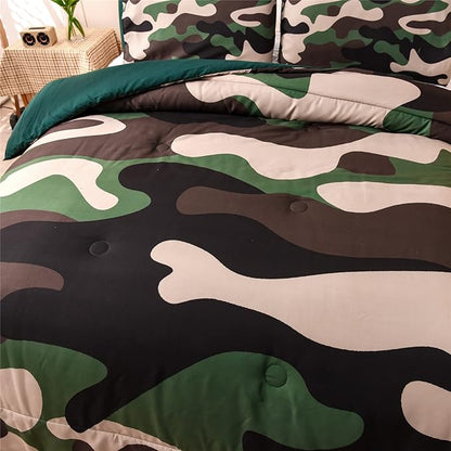 Meeting Story Camouflage Bedding Set, Green Camouflage Comforter Set, 3 PCS One Comforter and Two Pillowases, All Season Soft Bedspread for Teens Adults (Green, Full)