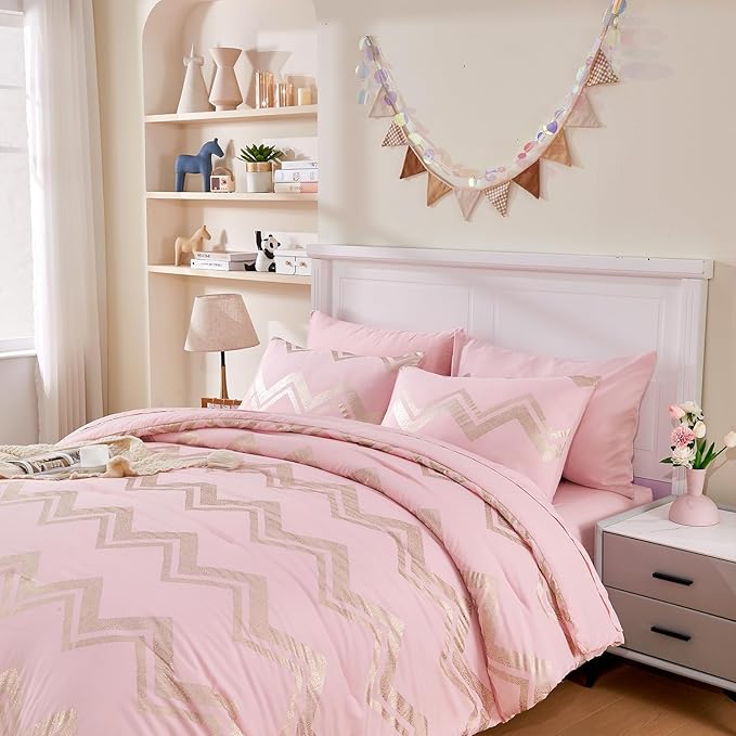 Wowelife 7 Pieces Pink Comforter Set King Size Gold Glitter Kids Bedroom Bedding Set Metallic Bed in a Bag for Girls with Comforter, Flat Sheet, Fitted Sheet 2 Pillow Shams and 2 Pillowcase