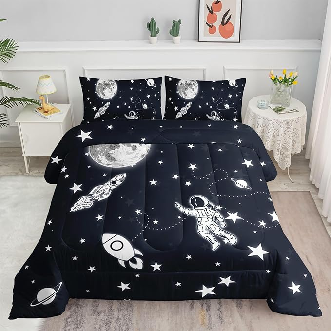 Datura home Kids Comforter Set Astronaut Space Rocket Printed Pattern Quilt Bedding Set with 1 Comforter and 2 Pillowcases for Girls Bedroom All Season(Space Rocket Full), Full 80x90inches