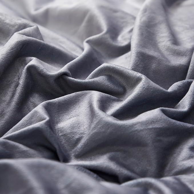 Gray White Gradient Comforter Set King Gray Velvet Bedding Comforter Modern Plain White and Deep Gray Gradient Soft Quilt Farmhouse Flannel Comforter Warm King Bed Comforter