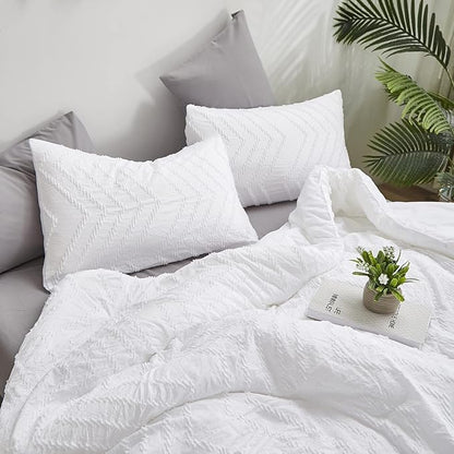 Wellboo White Tufted Jacquard Boho Comforter Set Queen Size White Bedding Set Shabby Chic All Season Bed Quilt Women Men White Farmhouse Embroidery Blanket Soft Adult Broken Line Wave Geometry Bed