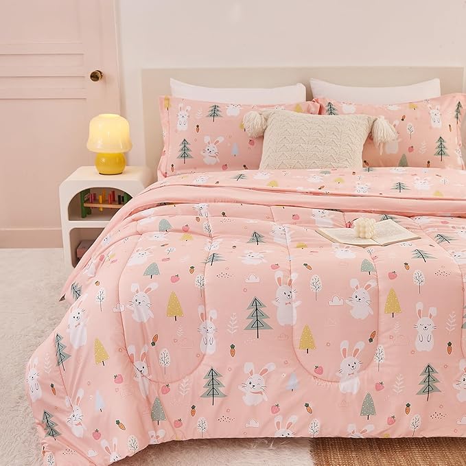 Pink Bunny Kids Comforter Set for Girls Full Size, Cute Reversible Quilted Printed Woodland Bedding Set with Pillow Sham, Lightweight Soft Breathable Machine Washable Bed Set 3 Piece
