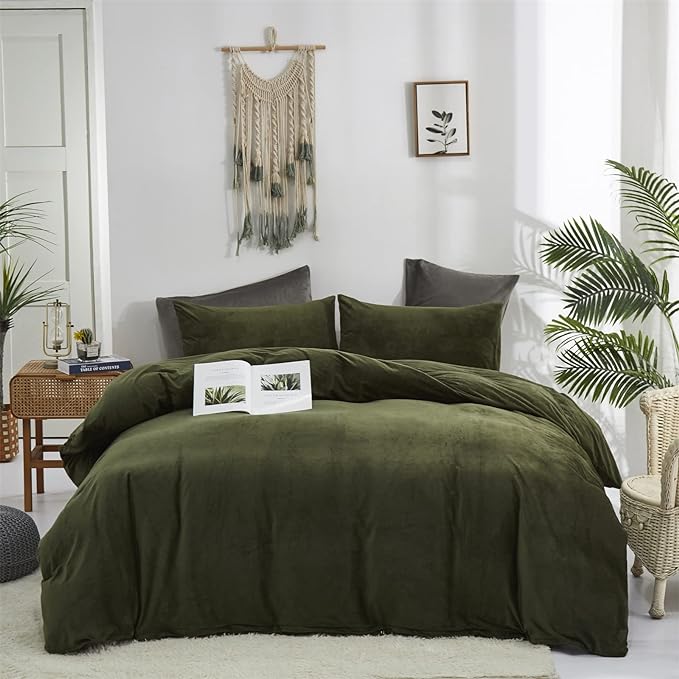 Dark Green Velvet Comforter Queen Army Green Flannel Velvet Bedding Comforter Set Deep Green 3 PCs Shaggy Soft Warm Durable Flannel Blanket Queen Women Green Velvet Bedding Set