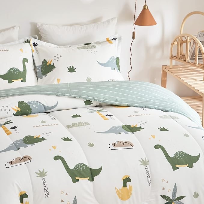 Joyreap Dinosaur Kids Cotton Comforter Set for Boys Girls, Twin Size 3pcs Cotton Bedding Comforter, Fresh Green Dinosaurs on White Design, Skin-friendly Breathable for All Season- 68x88 inches