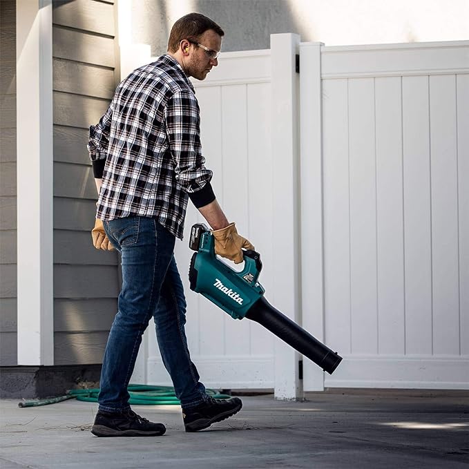 Makita XBU03SM1 18V LXT® Lithium-Ion Brushless Cordless Blower Kit (4.0Ah)