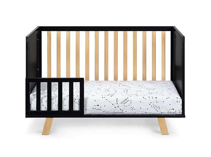Suite Bebe Livia Convertible Crib in Black & Natural
