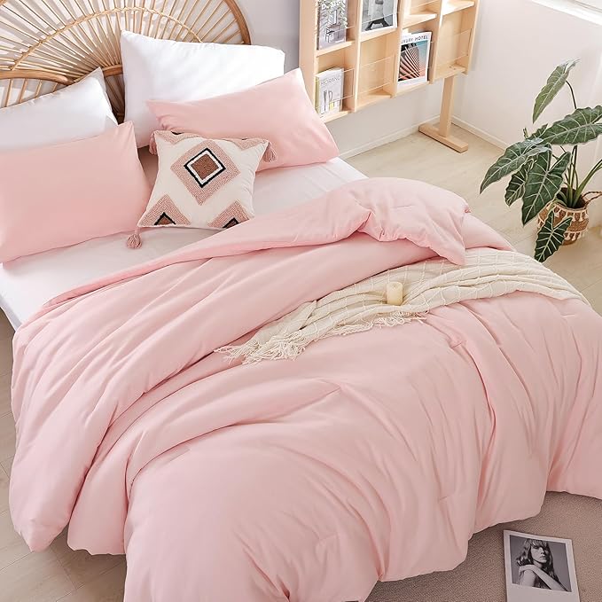 Blush Pink Full Bed Comforter Set Full Size Comforter Modern 3PCS Microfiber Full Size Comforter Sets for All Season Comforter for Women and Girls Soft Lightweight Bed Comforter Set