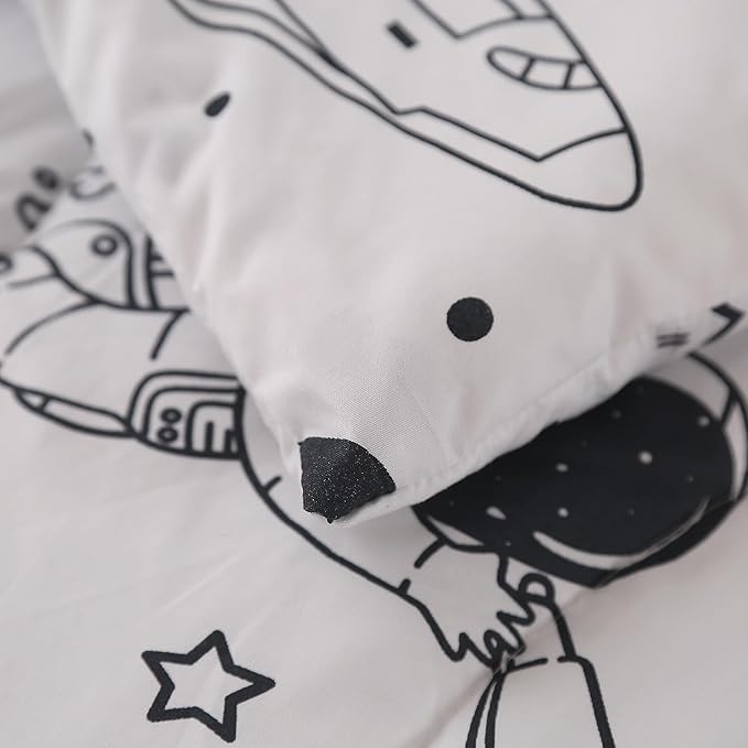 MAG 3Pcs Out Space Bedding Comforter Set, White Galaxy Comforter Set,for Toddlers Kids,Boys Teens and Girls,Super Soft Microfiber (1 Comforter + 2 Pillowcases) (Space, Queen)