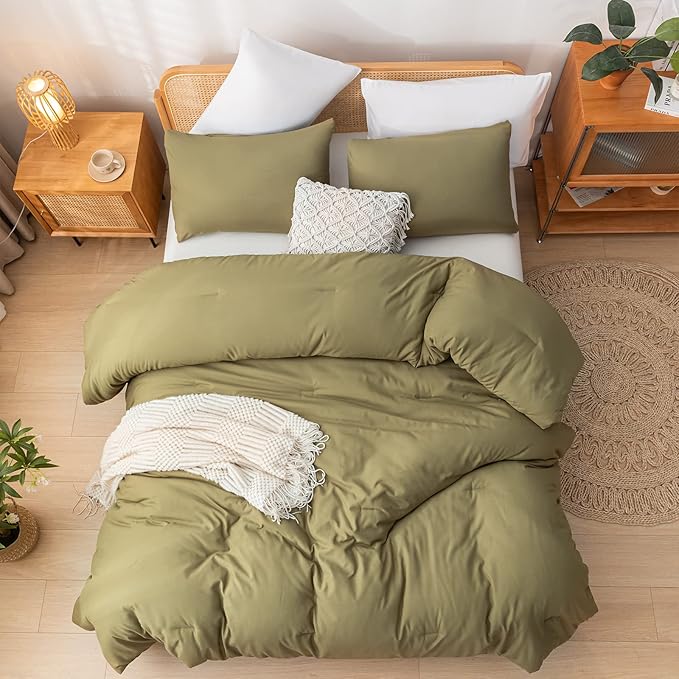 Olive Green Queen Comforter Set 3PCS Farmhouse Bed Comforter Set Queen Size Soft Lightweight Down Alternative Microfiber Comforter for All Season (1 Comforter, 2 Pillowcases)