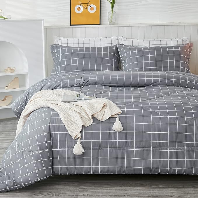 Andency Grey Grid Comforter Set King Size (104x90 inch), 3 Pieces (1 Grey Comforter and 2 Pillowcases), Summer Lightweight Microfiber Down Alternative Bedding Comforter Sets with White Lines