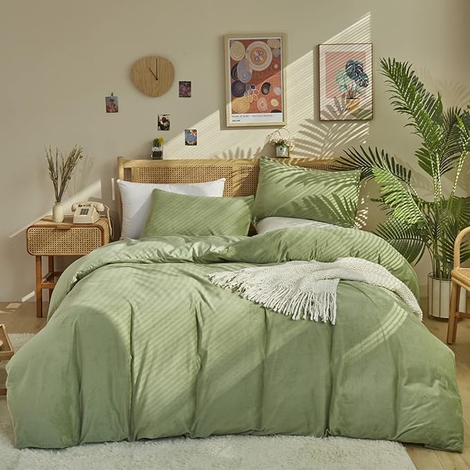 Sage Velvet Comforter Sets Solid Sage Green Flannel Bedding Set 3 Pieces Comforter Set Twin Size Sage Green Velvet Blanket Warm Winter Bedding Set(Sage Velvet, Twin(68'' 90''))