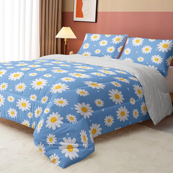 Datura home Flower Comforter Set Blue Daisy Floral Printed Pattern Quilt Bedding with 1 and 2 Pillowcases for Girls Women Bedroom All Season(Blue Full) Full 80x90inches
