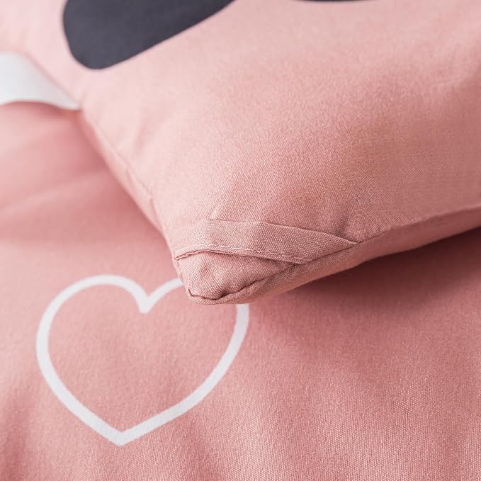 Love Pattern Girls Pink Comforter Set King Size, Cameo Brown Cute Love Heart Sexy Comforter Bedding Set for All Seasons, Soft Microfiber 3 Pieces Comforter Set with Pillowcases
