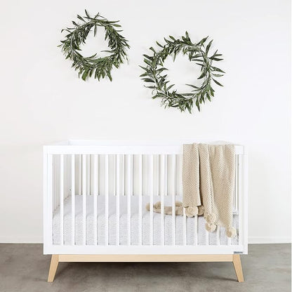 dadada Baby Soho 3-in-1 Convertible Crib – Made in Italy, GREENGUARD Gold, Adjustable Mattress Height, Solid Beechwood – Baby-Safe Finish, Modern Design 53.15 x 29.95 x 36.7 in (White + Natural)