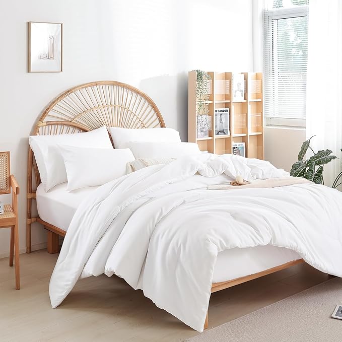 Queen Comforter Set White Comforter Boho Solid Color Bedding Comforter Set for All Season Soft lightweight Microfiber 3PCS Reversible Comforter Set (1 Comforter, 2 Pillowcases)