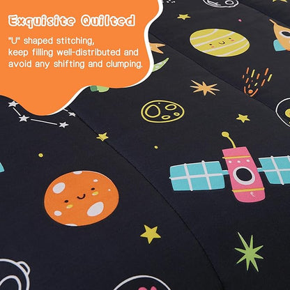 Space Dinosaur Kids Comforter Set for Boys Full Size, Cute Reversible Quilted Black Printed Bedding Set with Pillow Sham, Lightweight Soft Breathable Washable Bed Set 3 Piece