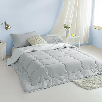 COTTEBED Reversible Comforter Sets KING Size Bed, Jersey Knit T-Shirt Feel Bedding Down Comforters Quilt & Pillowcase -Super Soft Cozy Lightweight All Season (Light Grey and White California Cal/King)