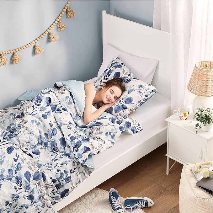 Codi Floral Twin Comforter Set for Teen Girls, Spring Lavender Bedding Sets with Soft Seersucker 2pcs - 1 Flower Comforters and 1 Pillows Case, Blue