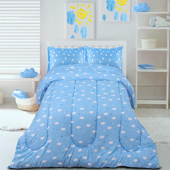 Utopia Bedding All Season Cloud Comforter Set with 2 Pillow Cases, 3 Piece Soft Brushed Microfiber Kids Bedding Set for Boys/Girls, Machine Washable (Twin)