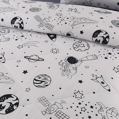 MAG 3Pcs Out Space Bedding Comforter Set, White Galaxy Comforter Set,for Toddlers Kids,Boys Teens and Girls,Super Soft Microfiber (1 Comforter + 2 Pillowcases) (Space, Queen)