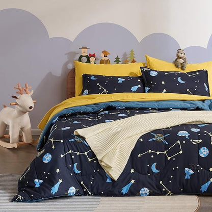 SLEEP ZONE Kids Bedding Twin Comforter Set - Super Soft & Cute Printed 2-Piece Comforter Set All Seasons for Boys, Girls, Fade Resistant, Machine Washable, Blue Galaxy