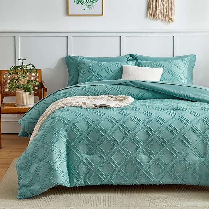 7 Pieces Tufted Bed in a Bag King Comforter Set with Sheets Green, Soft and Embroidery Shabby Chic Boho Bohemian, Luxury Solid Color with Diamond Pattern, Jacquard Tufts Bedding Set for All Season