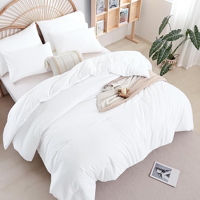 White Comforter California King Comforter Set - 3PCS Oversized Boho Beddsing Set Soft Fluffy Microfiber Comforter for All Season (1 Comforter, 2 Pillowcases)