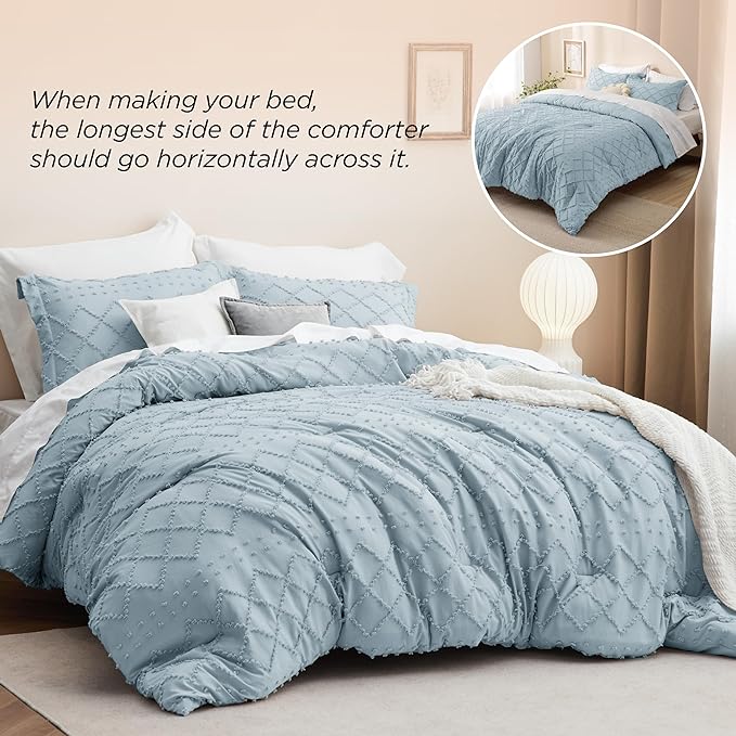 Bedsure King Size Comforter Set - Dusty Blue Comforter, Boho Tufted Shabby Chic Bedding Comforter Set, 3 Pieces Farmhouse Bed Set for All Seasons, Fluffy Soft Bedding Set with 2 Pillow Shams