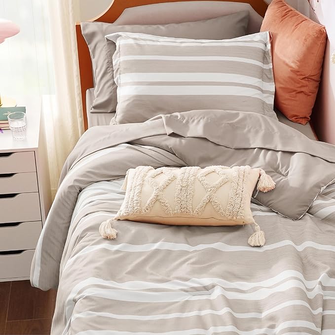 Bedsure Twin XL Comforter Set, Extra Long 5 Pieces Light Camel Twin XL Bedding Sets, All Season Dorm Room Essentials with 1 Pillow Sham, Flat Sheet, Fitted Sheet and 1 Pillowcase