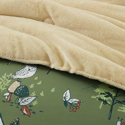 Mi Zone Kids Queen Comforter Set, Reversible Plush Kids Comforter Set, Cozy Plush Reverse Bedding, Winter Fluffy Comforter Bed Set, 2 Shams, Enchanting Forest Animals, Full/Queen, Sage Green 3 Piece