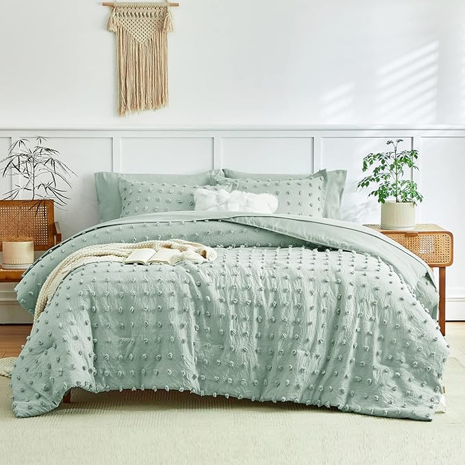 7 Pieces Tufted Dots Bed in a Bag Queen Comforter Set with Sheets Green , Soft and Embroidery Shabby Chic Boho Comforters, Solid Color with Pom Pom Design, Jacquard Tufts Bedding Set for All Season